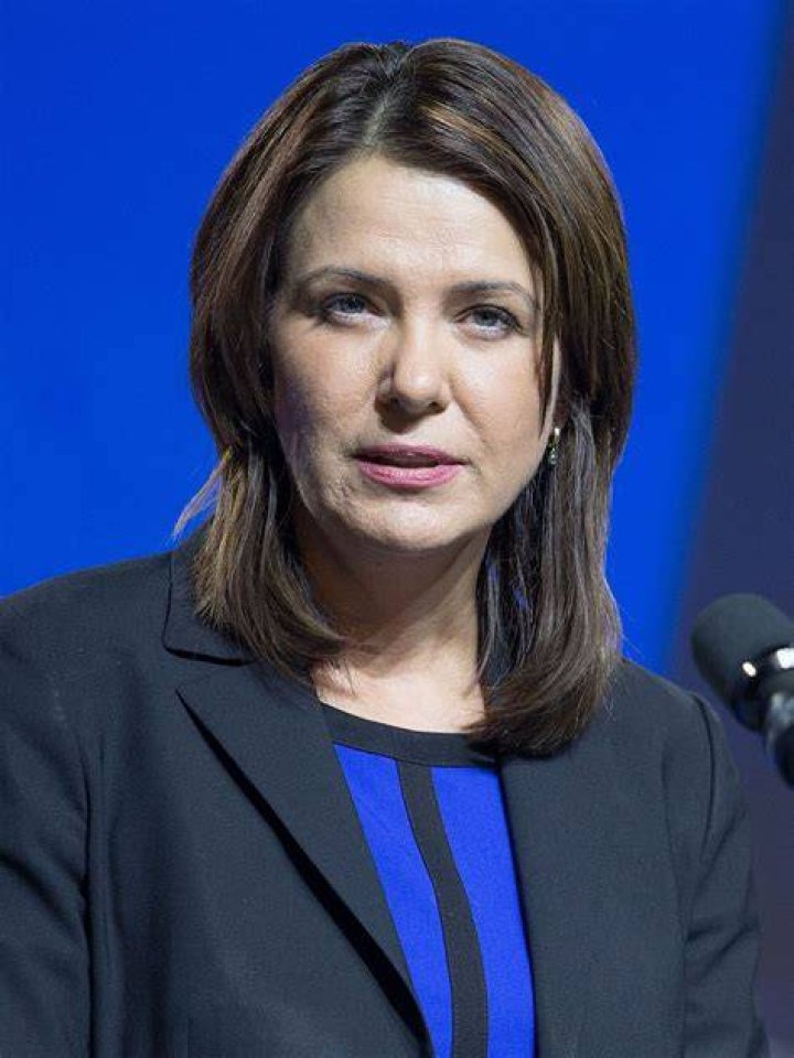 Danielle Smith Wiki, Age, Education, Husband, Family, Career, Net Worth