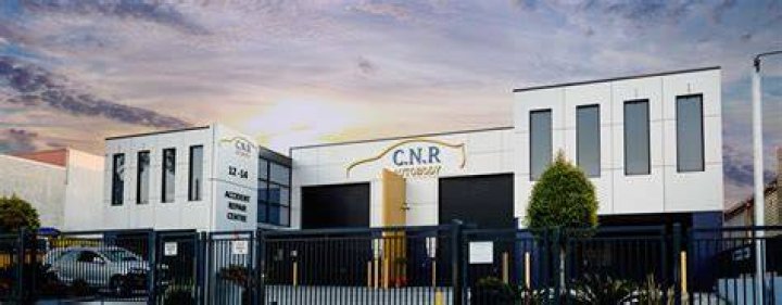 DingGo DingGo repairer C.N.R AUTOBODY