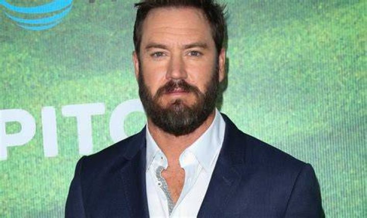 Unveiling Mark-Paul Gosselaar's Net Worth: Surprising Insights