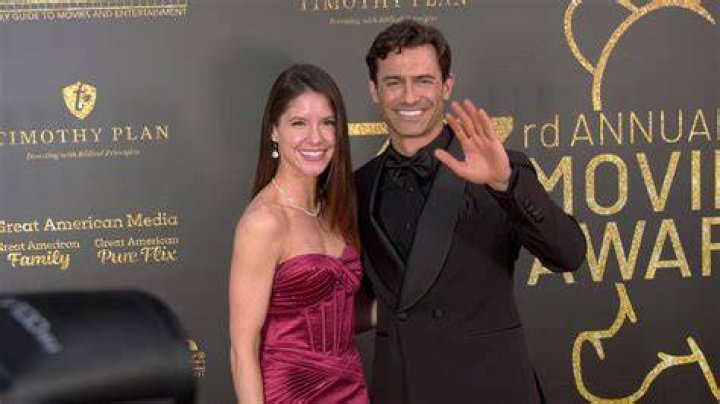 Unveiling The Untold Story Of Jonathan Stoddard's Influential Wife
